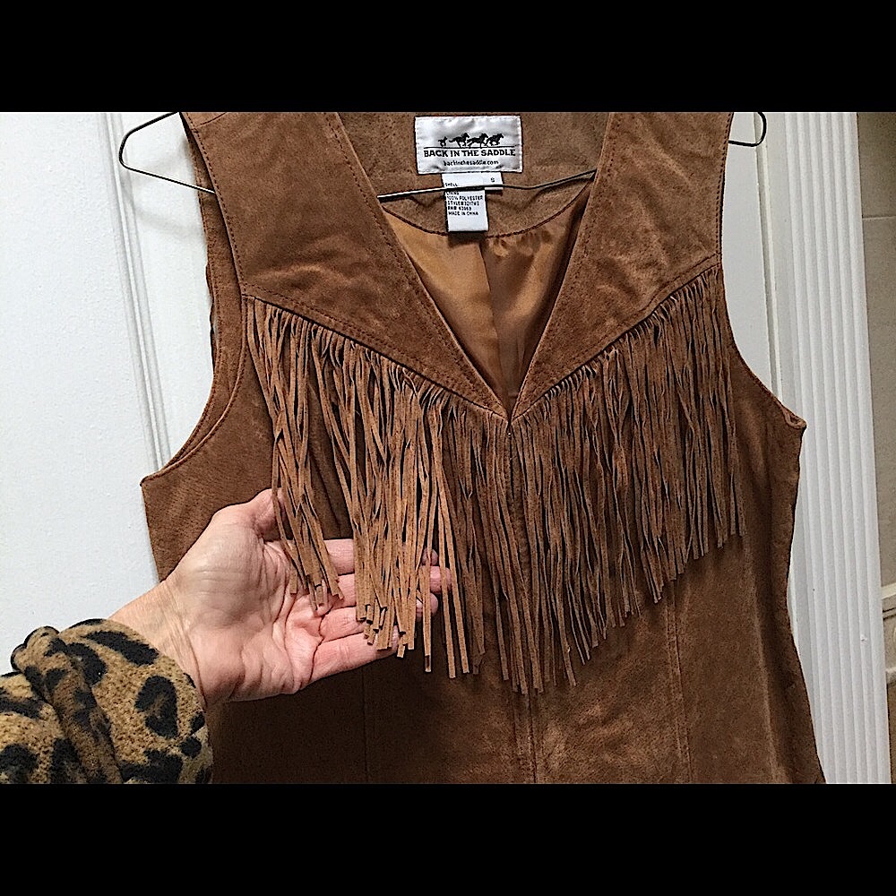 Vntg Suede Leather Fringed Vest, Festival Hippie BOHO Cowgirl, Chestnut Tan S - Picture 2 of 8